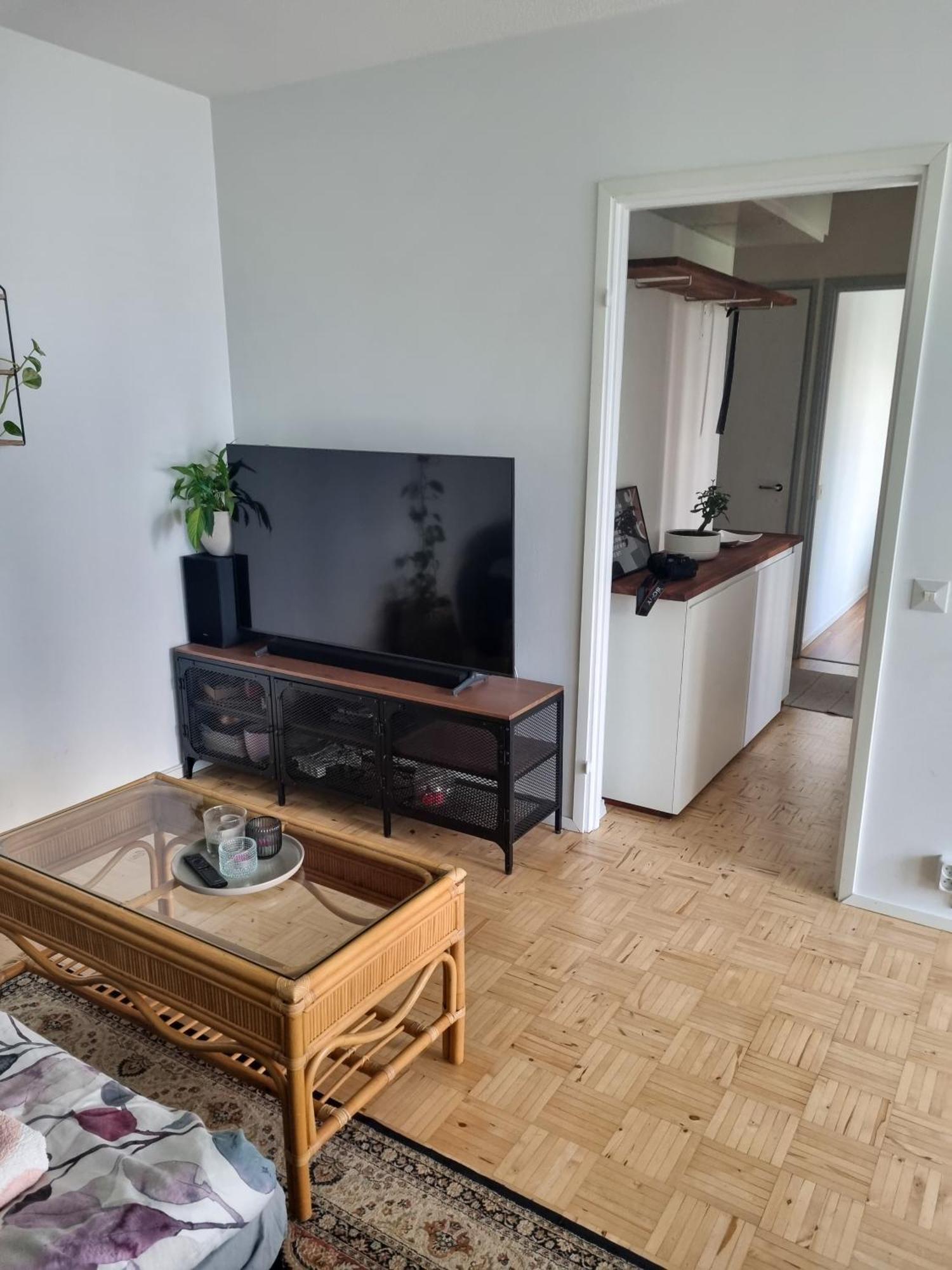 Cozy Two-room In A Location In Pasila Helsínquia